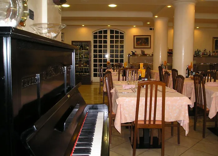 Hotel Flora Milano Marittima